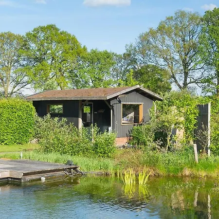 Κάμπινγκ Pipowagen 